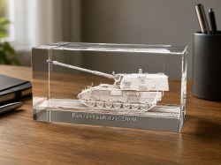 Panzerhaubitze_2000 - Quader_auf-Schreibtisch-80